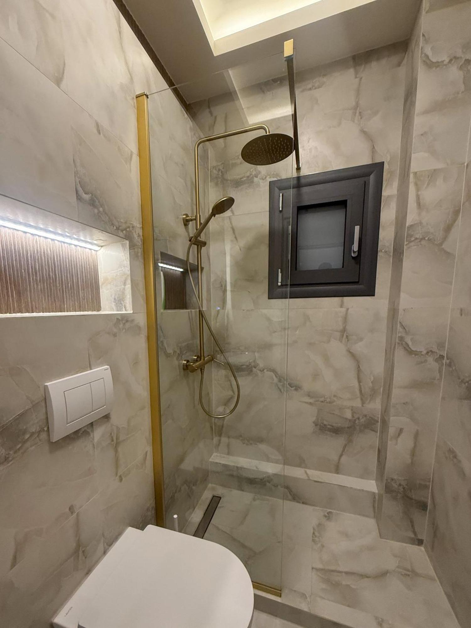 Paralía Aqua Mare Luxury Apartments מראה חיצוני תמונה