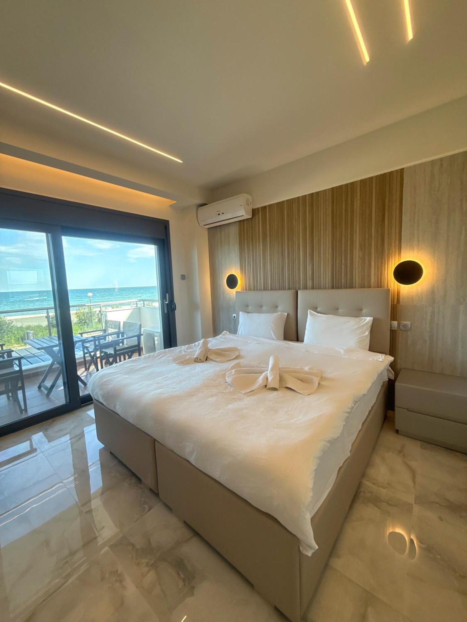 Paralía Aqua Mare Luxury Apartments מראה חיצוני תמונה